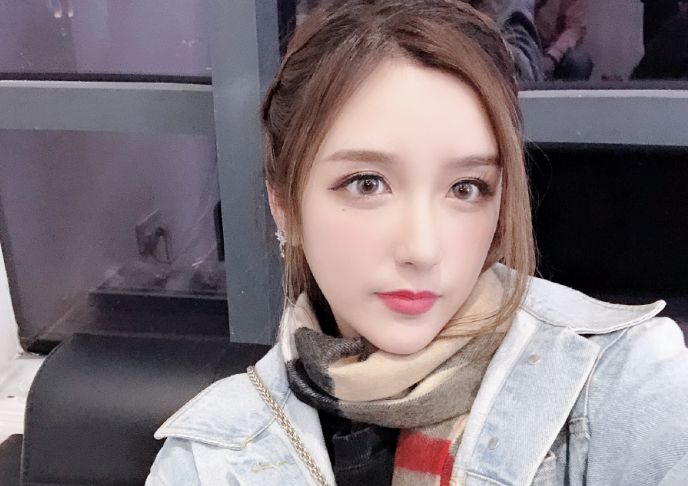 8张lol美女解说rita近照,颜值好高,网友:你咋这么好看呢?