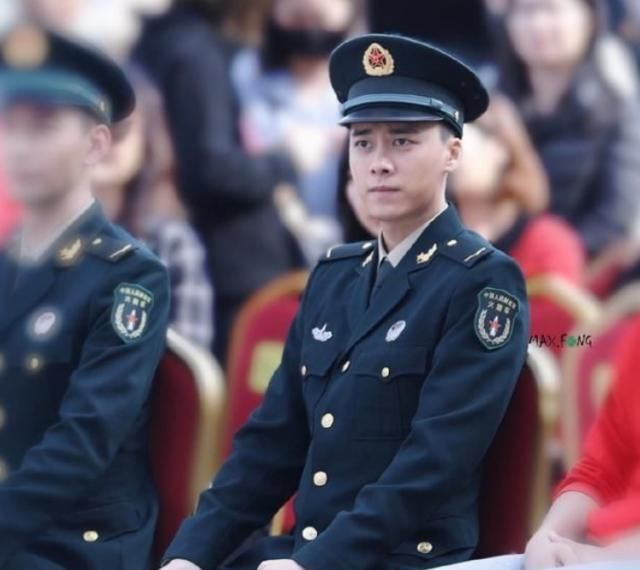张馨予在新剧发布会上被叫军嫂事后发文称不敢以军嫂自居