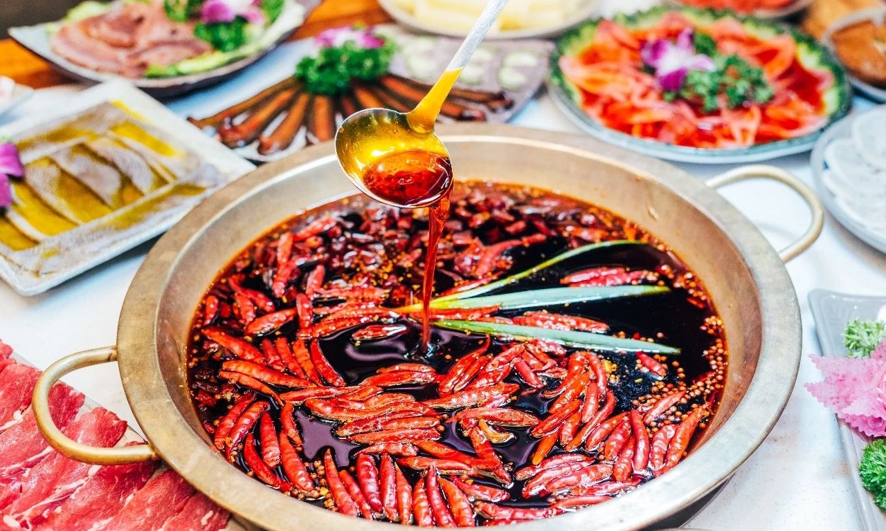 不瞒你说,我现在闭上眼睛都是咕嘟咕嘟的红油火锅