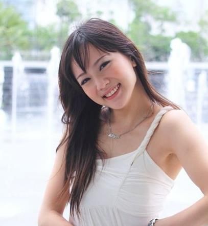 新加坡玉女歌手陈美心--- 本山大叔唯一一位外籍女弟子