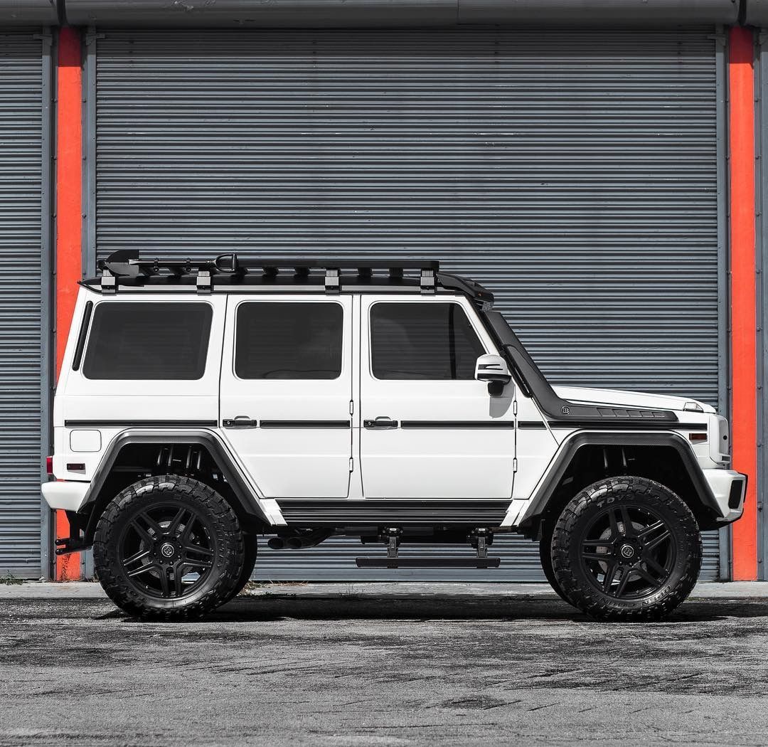 巴博斯改装的奔驰大g,黑白配色好帅