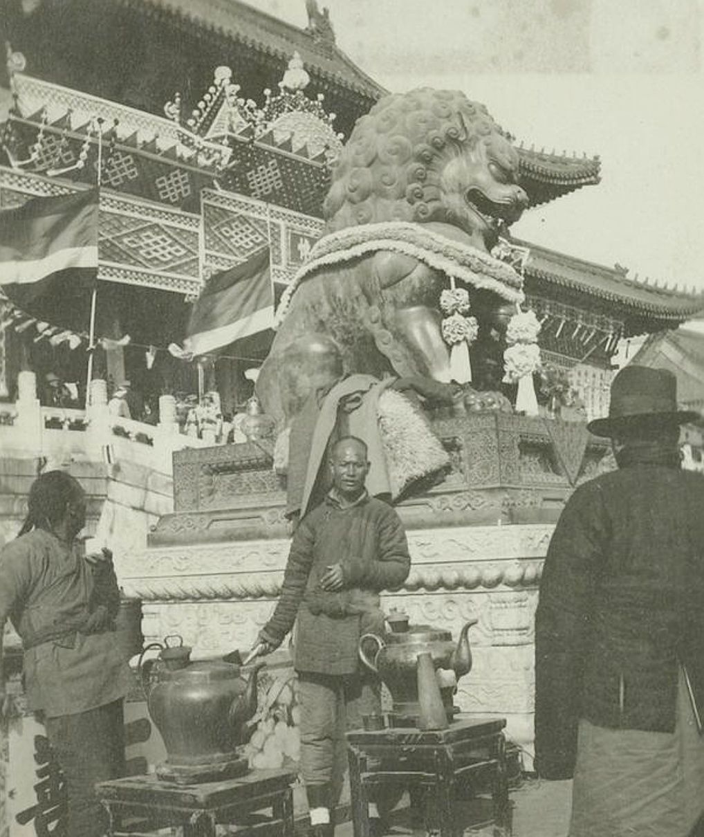 老照片:1917年,张勋复辟,龙旗飘飘的北京城|段祺瑞_新浪新闻