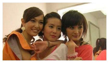 唐嫣杨幂闹掰了,胡歌对她们官宣怀孕的祝福区