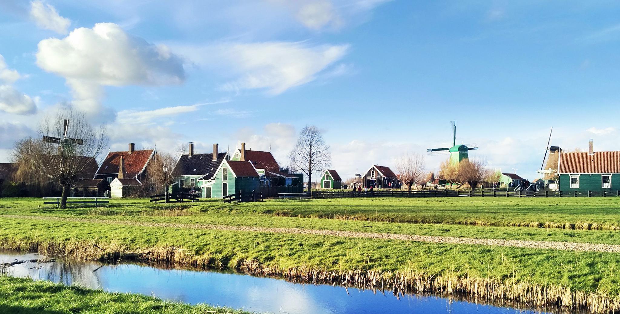 荷兰风车村:风车转过年轮