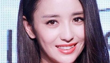 娱乐圈有梨涡的女明星每一位都气质出众只有一位是香港女演员