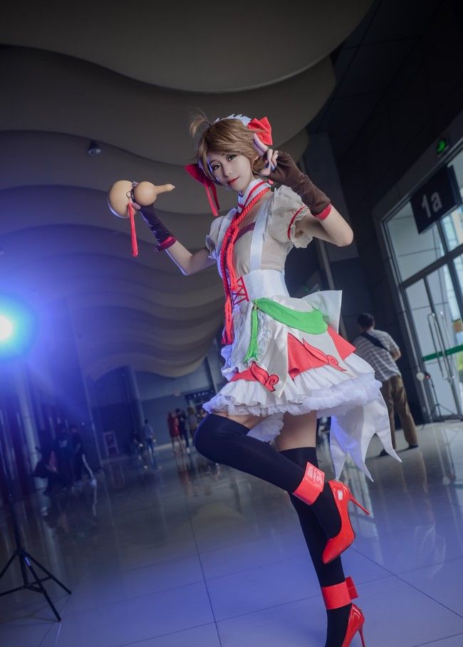 王者荣耀:小姐姐cos李白女仆,李白穿着女仆装就是这样的|李白|露露