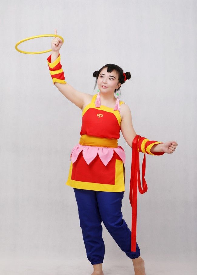 美女cos小哪吒,是不是有点可爱?