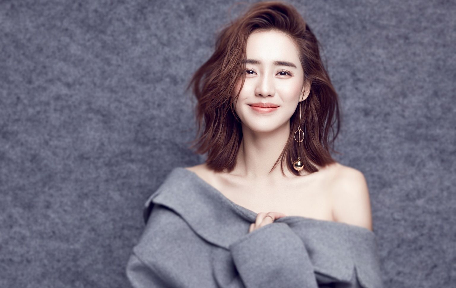 王智:气质非凡,女中豪杰