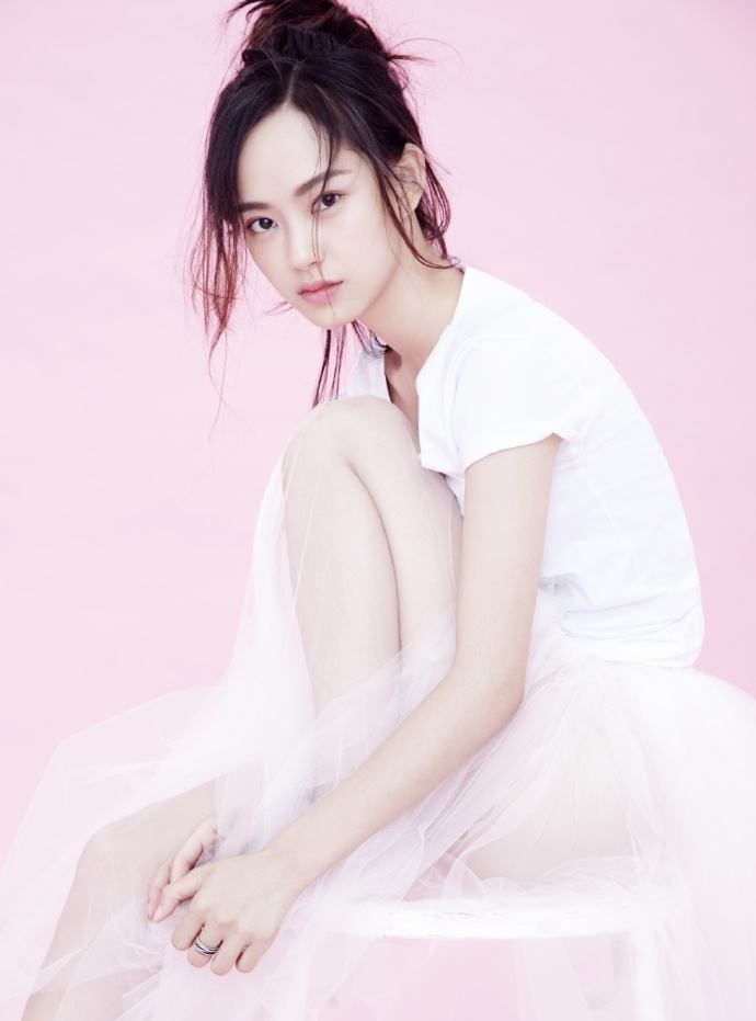 《闪光少女》陈雨锶饰演郑有恩 每一张手机桌面优雅清新转发哪张_高清
