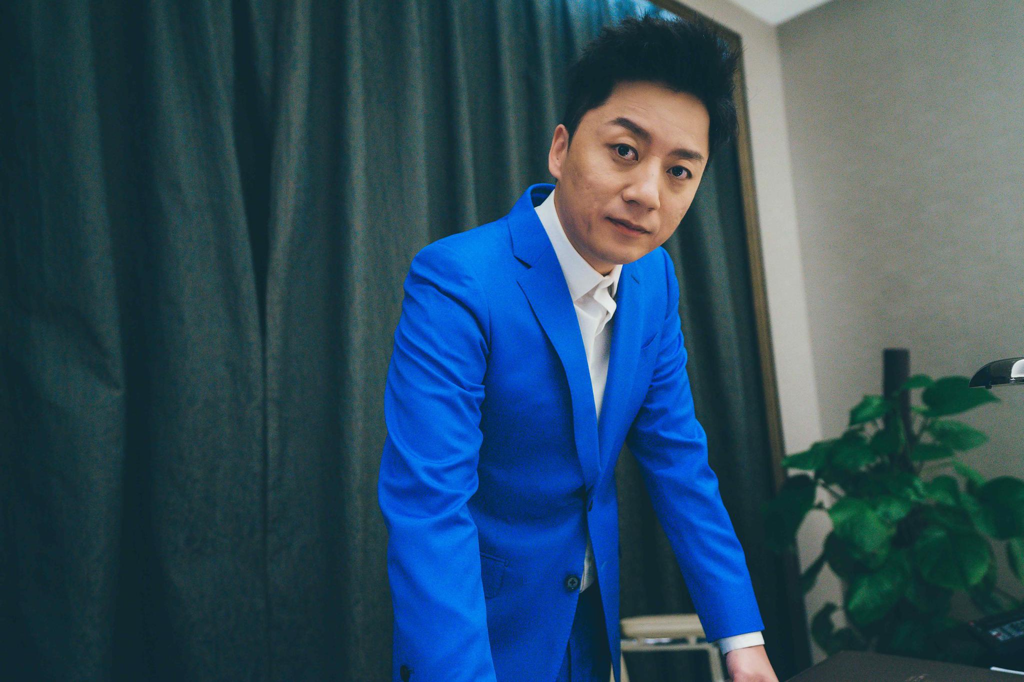 12月14日,第四季《中国好声音》全国总冠军张磊来到广西柳州出席活动