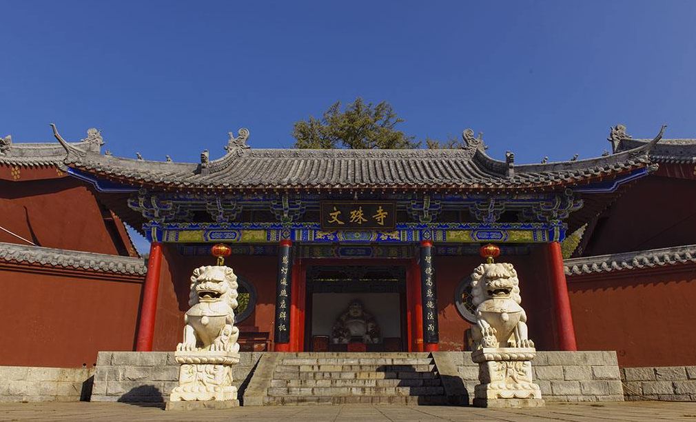 文殊寺藏庙为东纳藏族各部崇奉和供养的藏传佛教寺院_新浪新闻