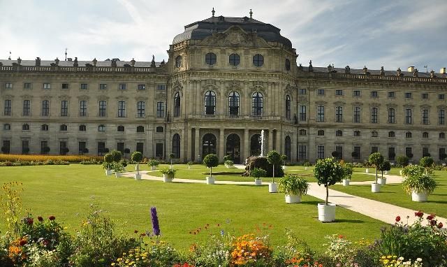 维尔茨堡并不大,最值得一看的便是维尔茨堡官邸_高清图集_新浪网