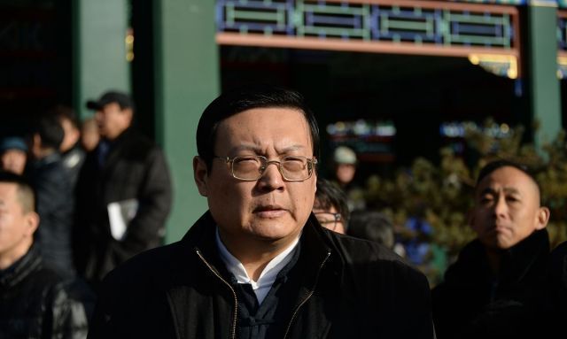 梁宏达现身常贵田告别仪式,能说书能主持的老梁到底算哪个圈?