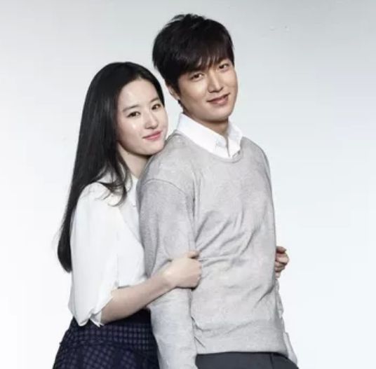 李敏镐|绅士|合影_新浪新闻