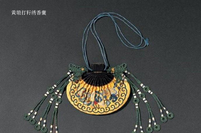 古代民间妇女刺绣工艺品欣赏一波中式香囊之美