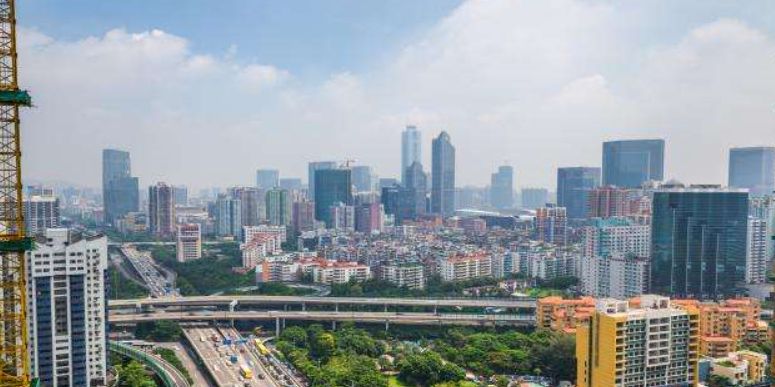 刚果民主共和国(刚果金)的首都和最大河港,金沙萨