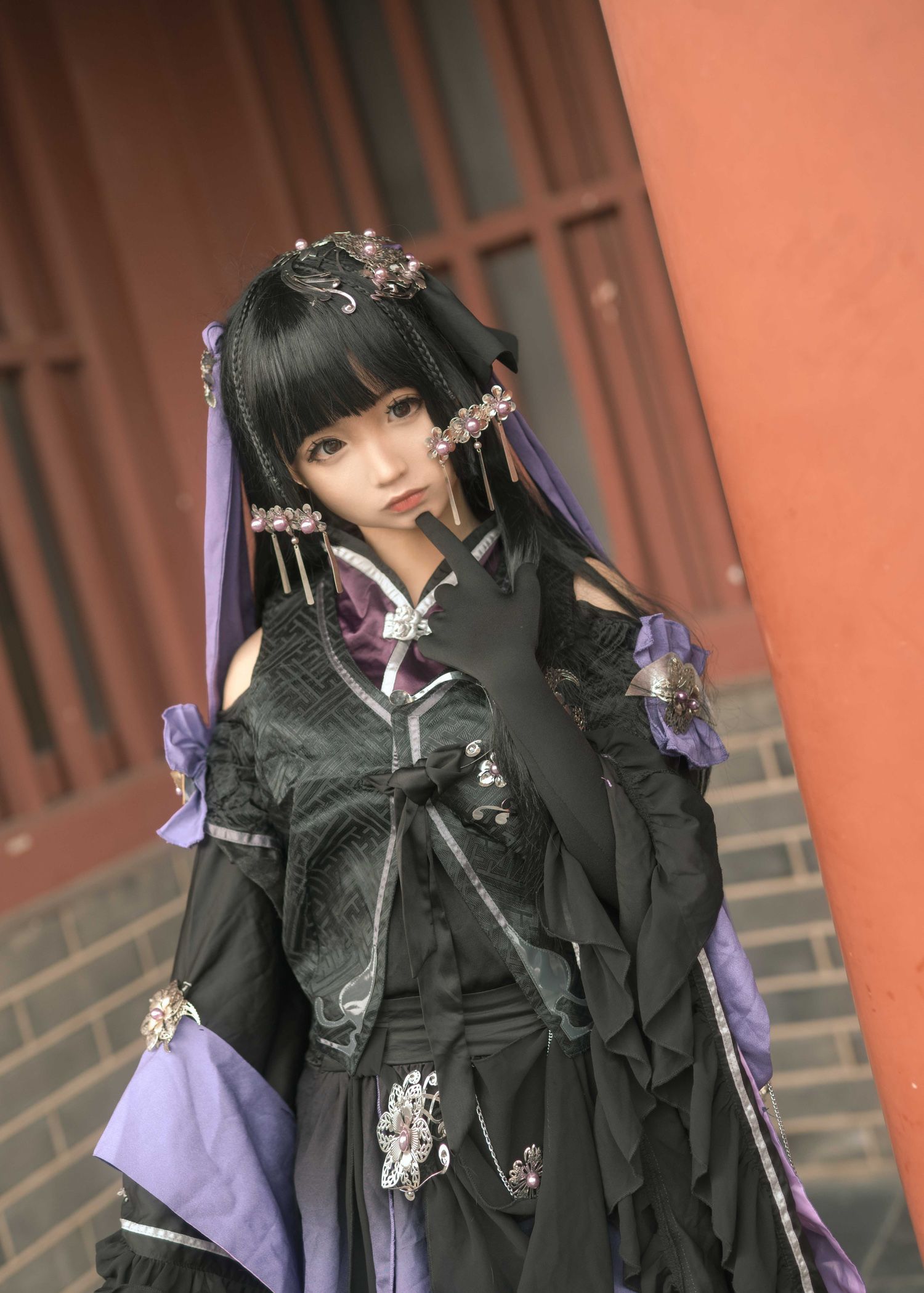 拥有超萌萝莉外形的妹子扮演《剑网3》花萝和《路人女主》英梨梨