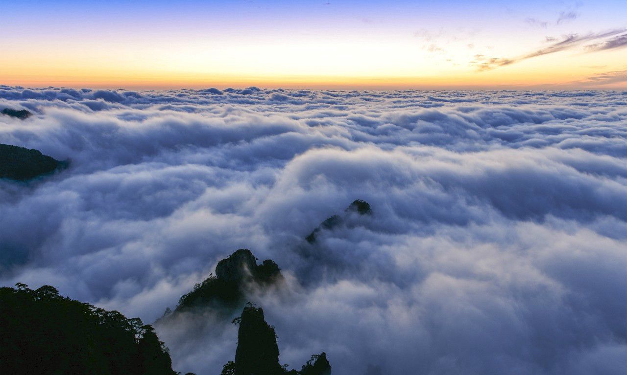 黄山“瀑布流云”景观_新浪新闻