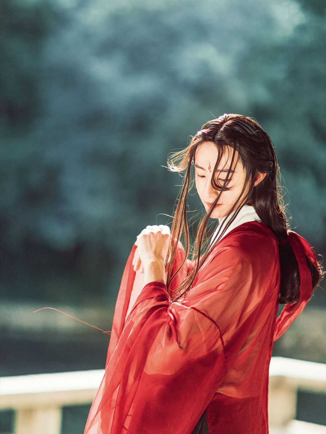 汉服古风取此泉酿酒奉茶乃可一世忘忧