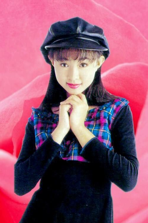 70,80,90后的经典童星歌星"卓依婷"长大后很漂亮_高清图集_新浪网