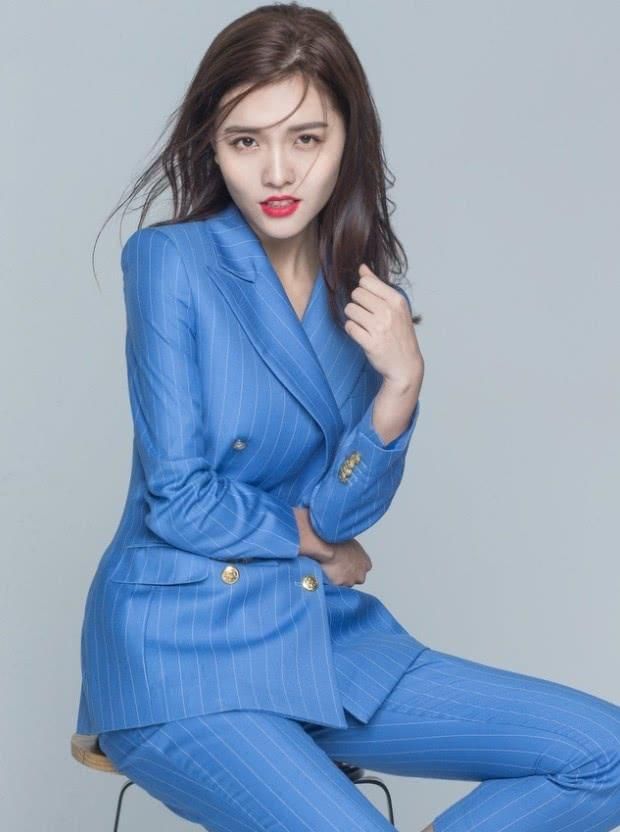 明星王洋,娱乐圈歌手和影视演员,出演《麻辣变形计》等军旅作品