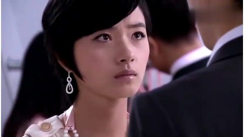 《花非花雾非雾》海华好身材展示新设计帮助若尘拿下订单