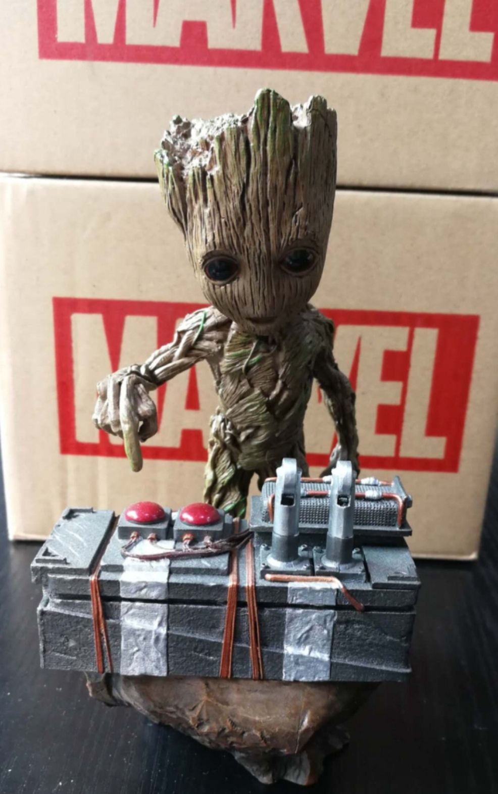 银河护卫队格鲁特树人场景造型手办