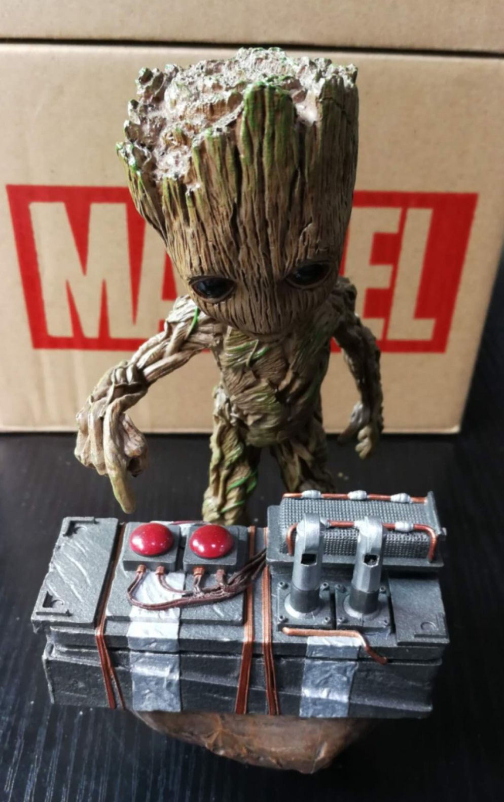 银河护卫队格鲁特树人场景造型手办