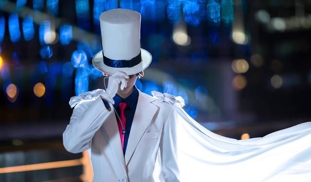 熊祁《名侦探柯南》cos:快新大旗是时候举起了