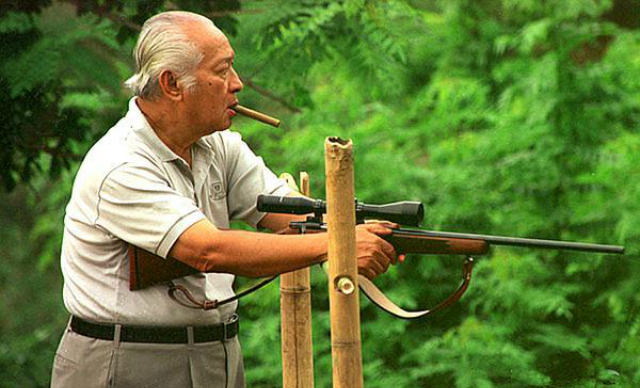 此人被称为全球第一贪:生前屠杀50万华人,却以87岁高龄善终|苏哈托