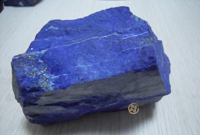 蓝矿石和青金石的区别是什么