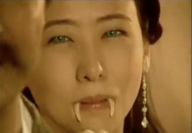 《春光灿烂猪八戒里》的猫妖吸阳气,堪称童年阴影