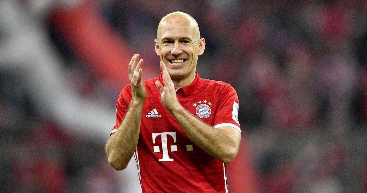 罗本宣布退役泪撒拜仁一个辉煌的小飞侠时代将结束