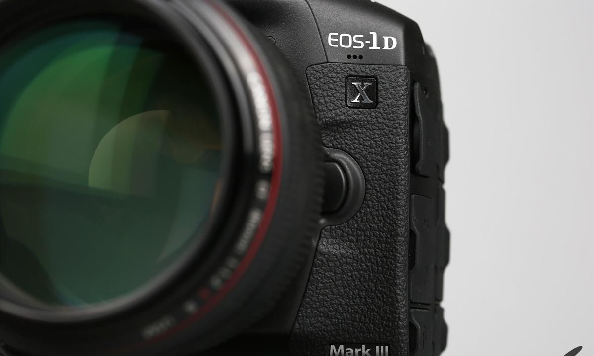 新一代旗舰单反佳能eos1dxmarkiii开箱图赏