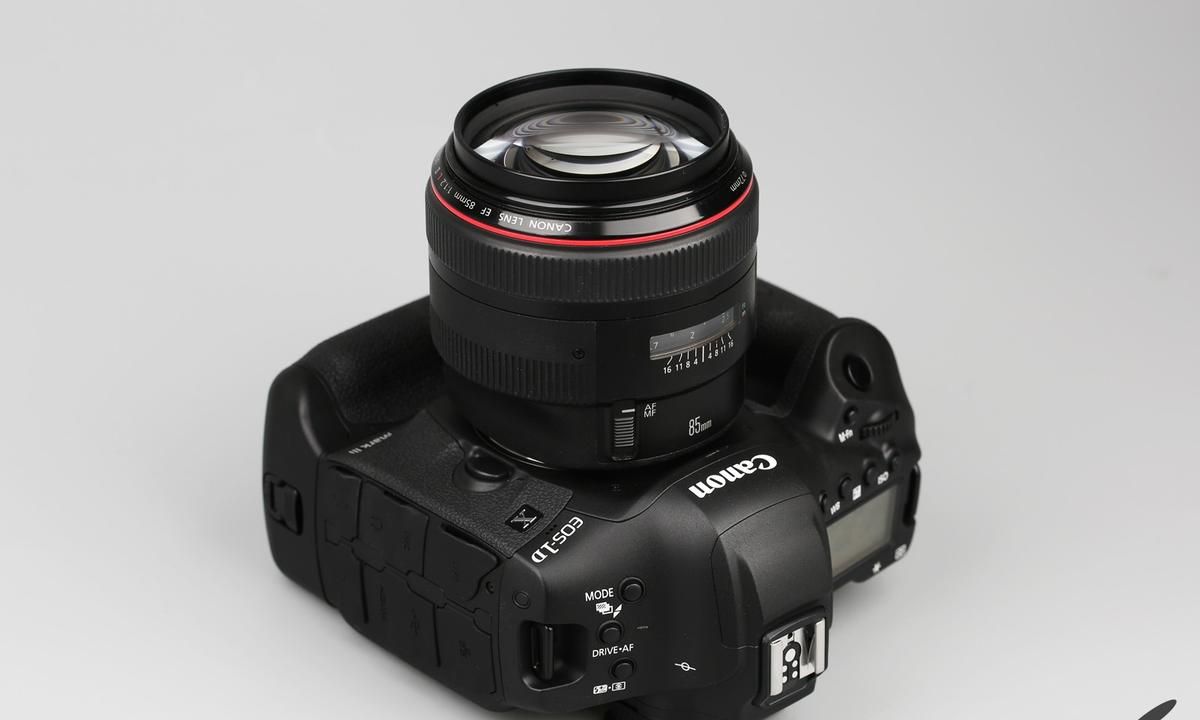 新一代旗舰单反佳能eos1dxmarkiii开箱图赏