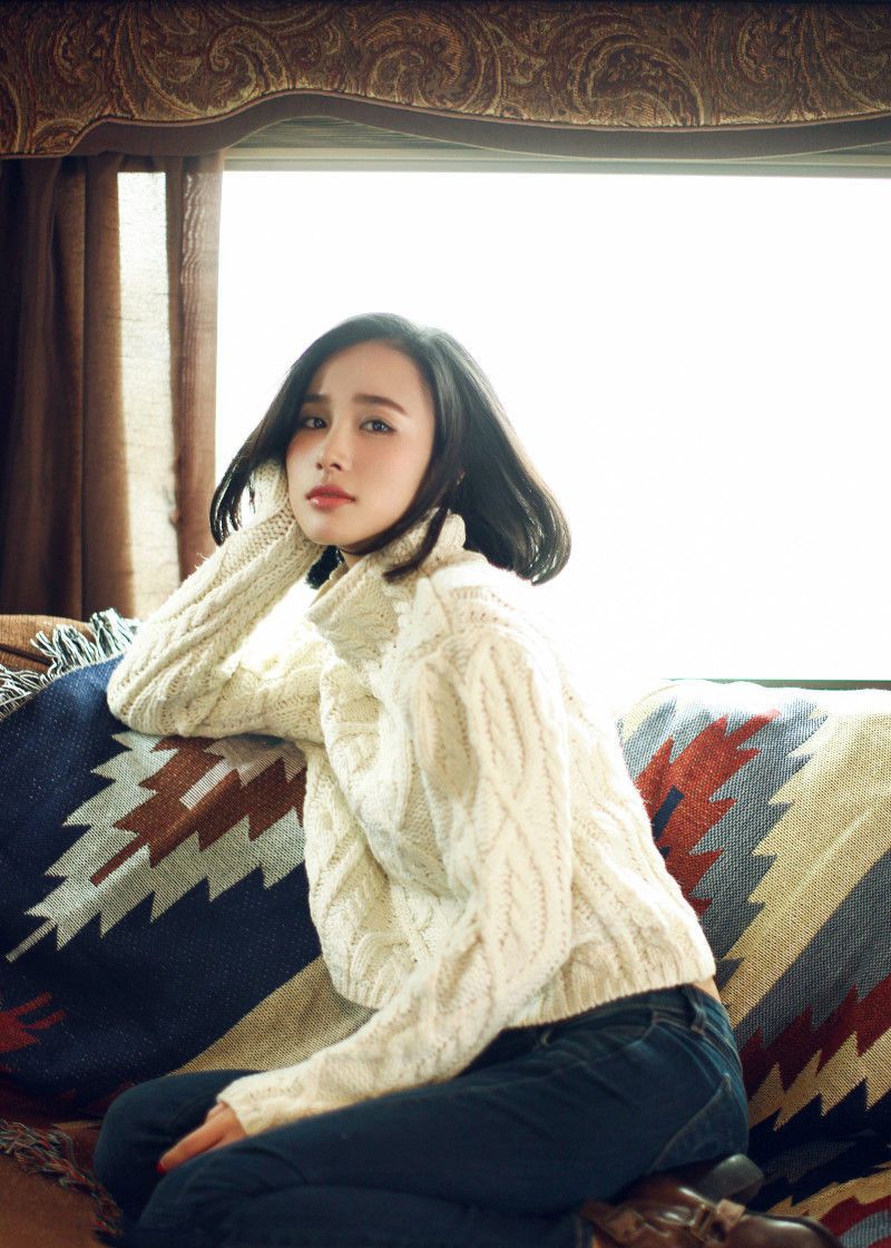 黄锶骐生活照,楚楚动人,明眸皓齿,天生丽质_高清图集_新浪网