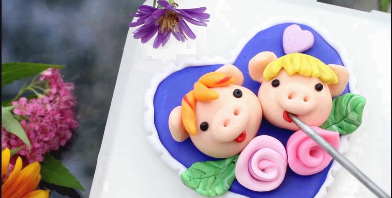 手工软陶:可爱的小猪猪,原来是这样捏出来的,粘土橡皮泥也能做