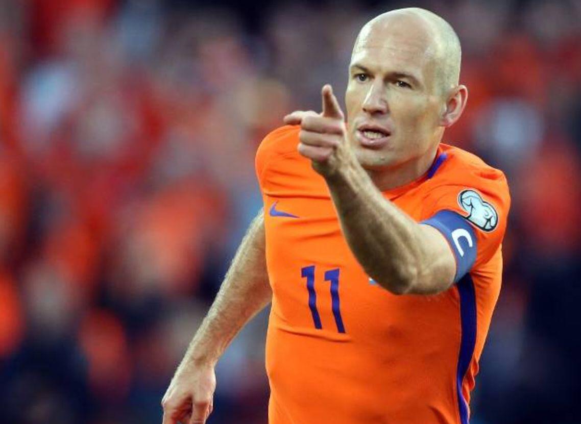 罗本宣布退役泪撒拜仁一个辉煌的小飞侠时代将结束