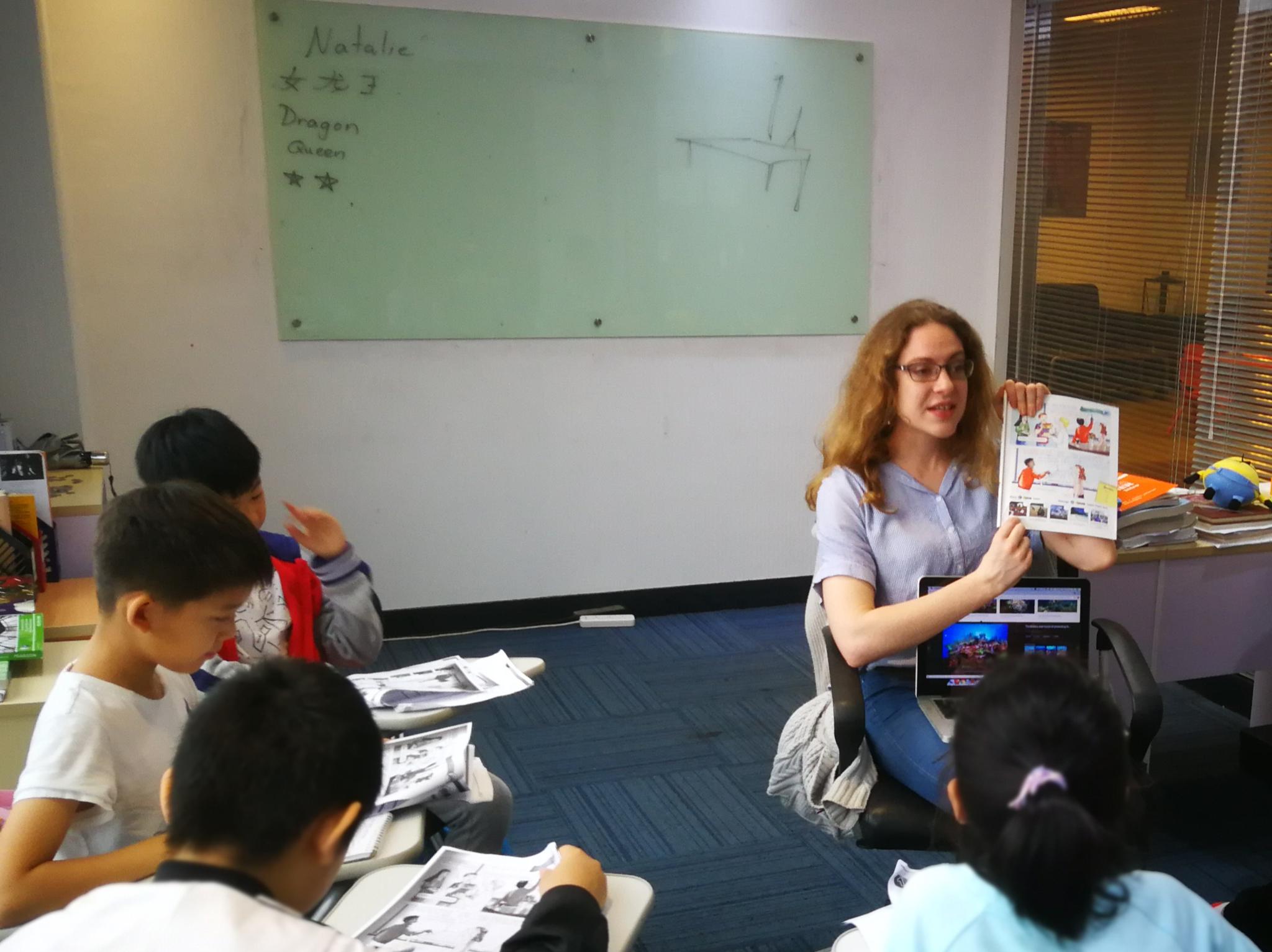 美式英语课堂风采这个外教让我想到了雅痞