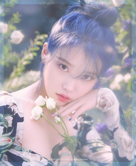 IU推迟复出11月1日先行公开第5张迷你专辑《Love poem》的主题曲