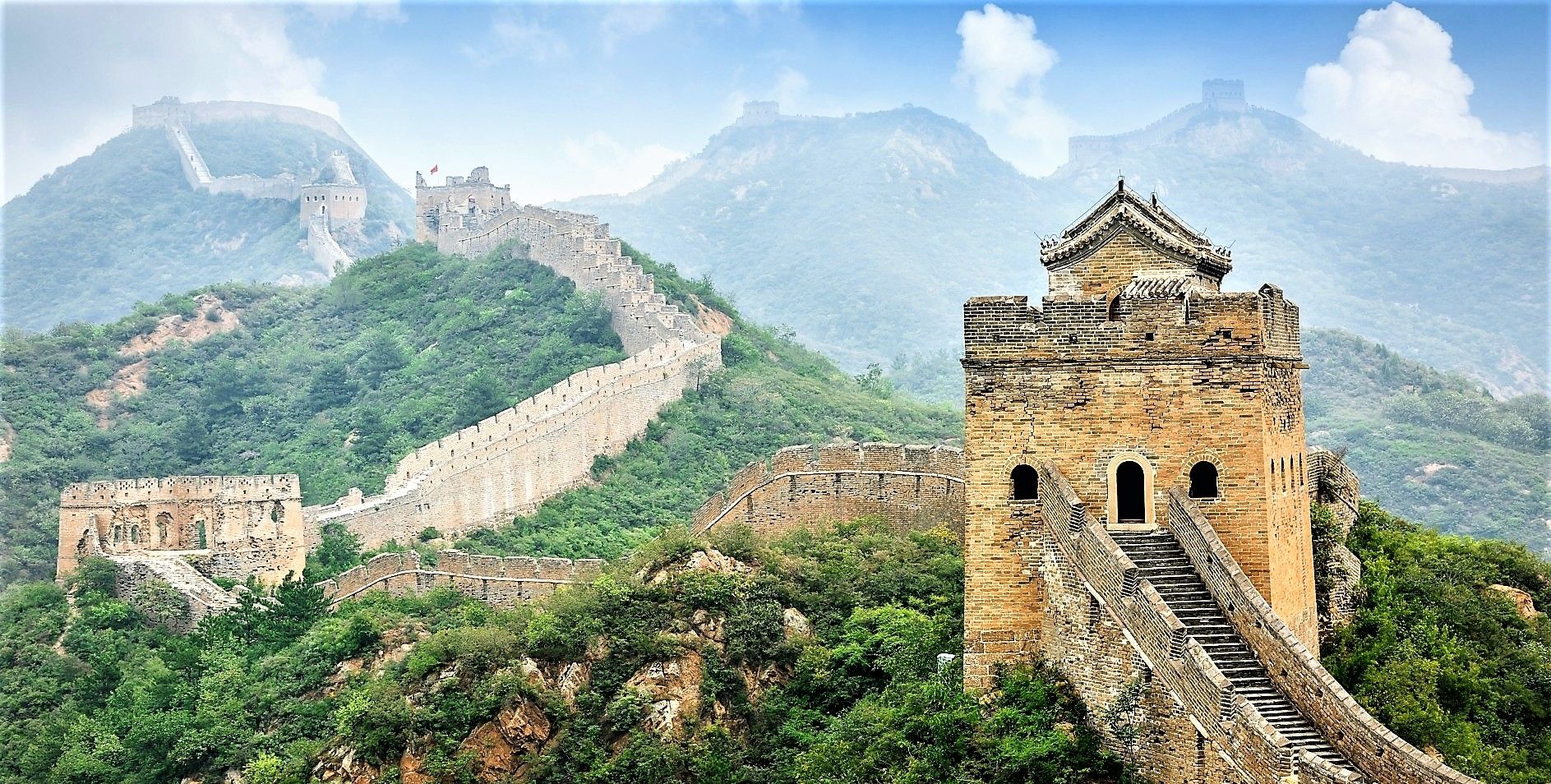 世界十大奇迹建筑之首—万里长城