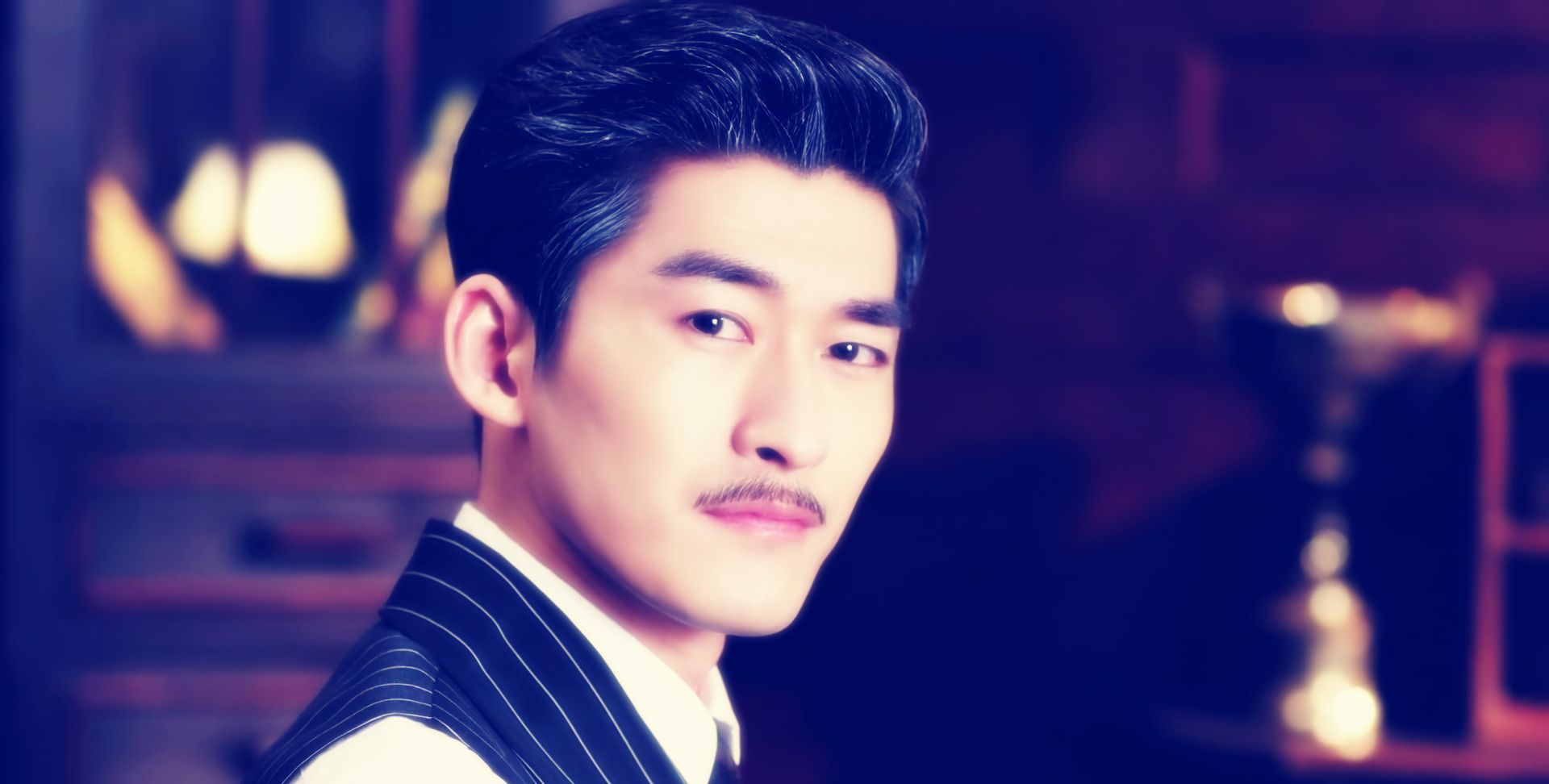 《传奇大亨》:张翰一组高清照片,展现完美侧脸,太帅了!