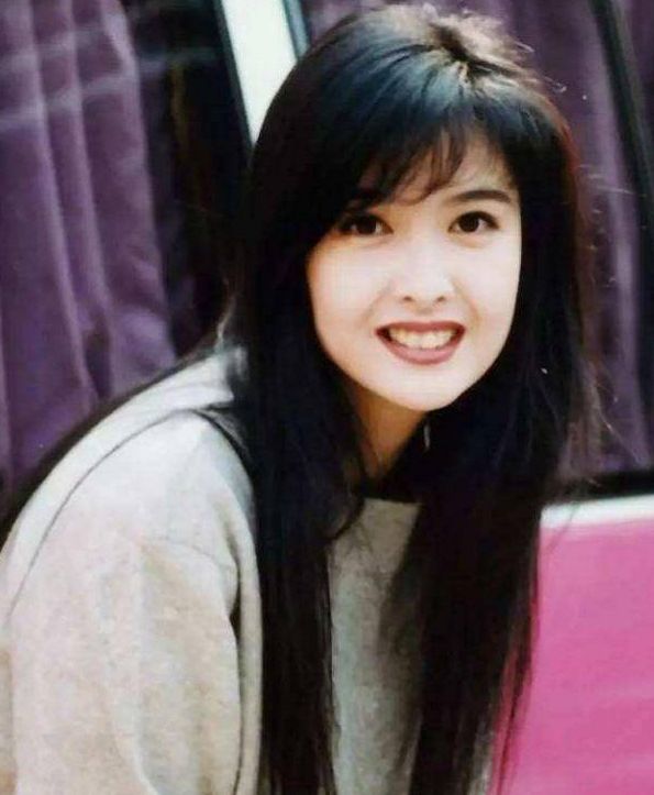 90年代女港星排行榜_90年代香港女星排行,王祖贤垫底,朱茵第二,她才是真的美!