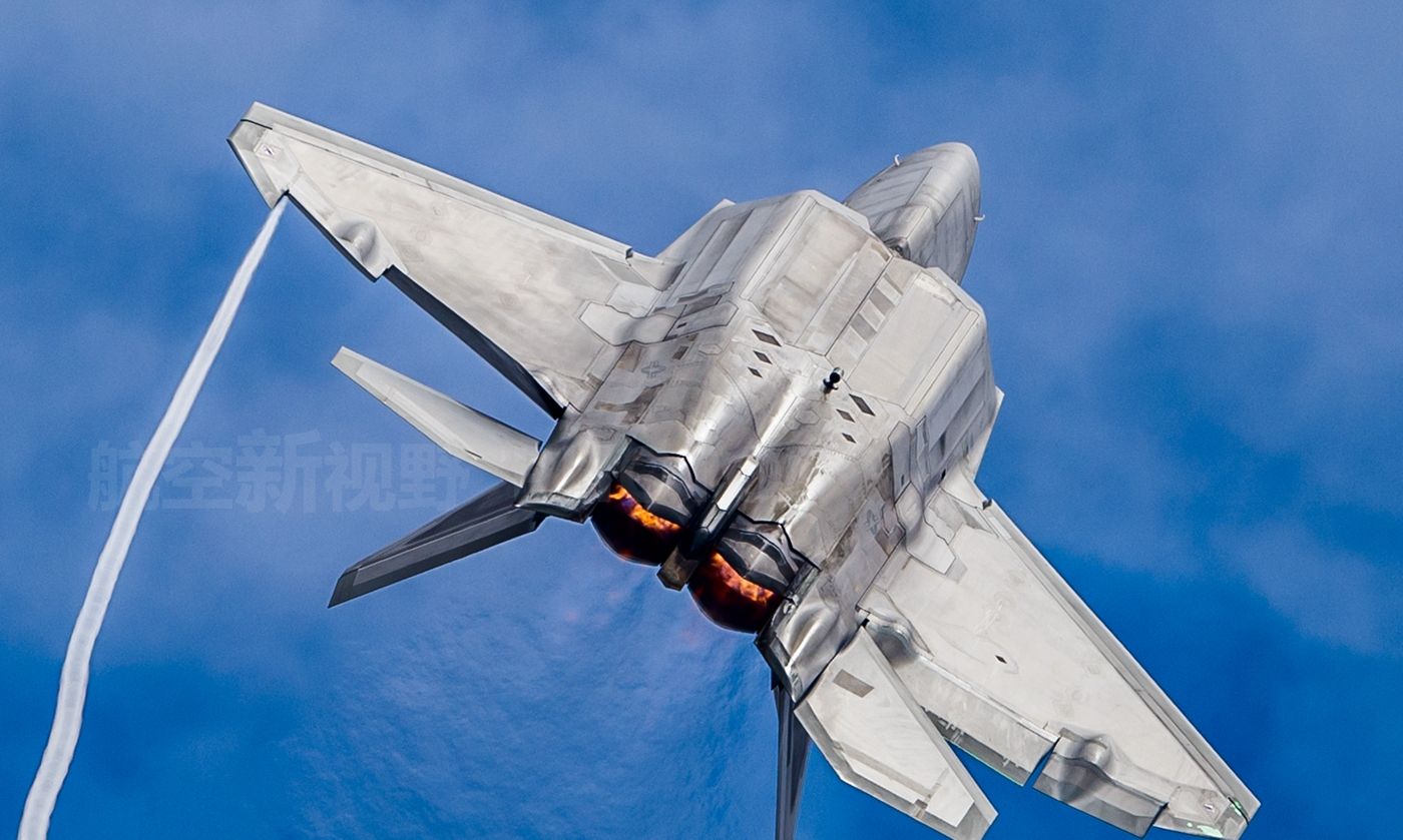 f22猛禽隐形战斗机一些少见的角度微小细节透露一些先进之处