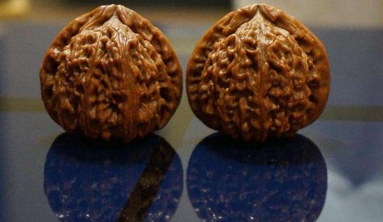 文玩是个有"挑战"的爱好,光核桃就种类繁多,你认识几个?