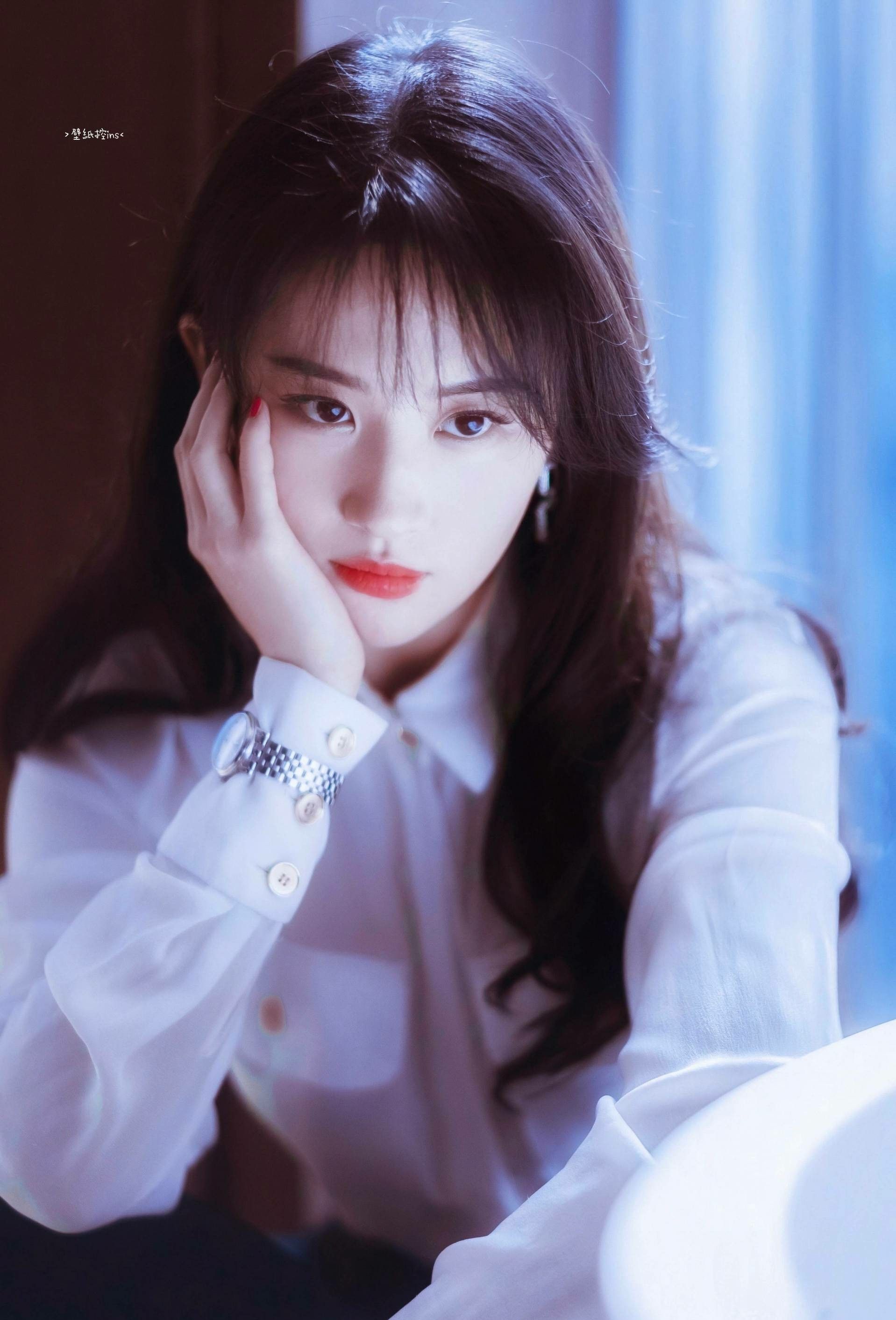 盘点中韩女明星的花式刘海,周洁琼可爱,程潇泰妍别具特色!