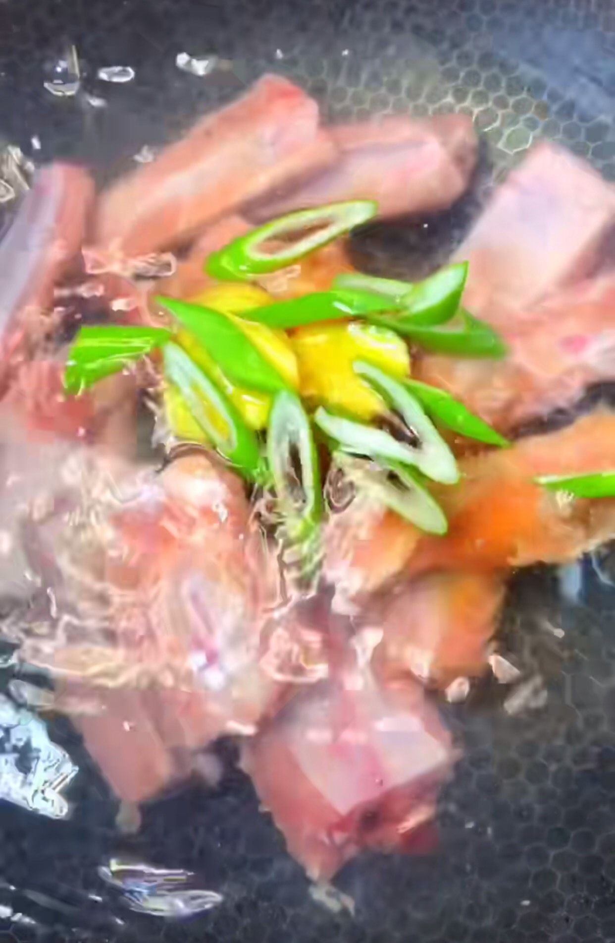 红烧排骨这样做 不好吃都难 好吃的秘诀快来探讨一下吧 红烧排骨这样做 不好吃都难 好吃的秘诀快来探讨一下吧