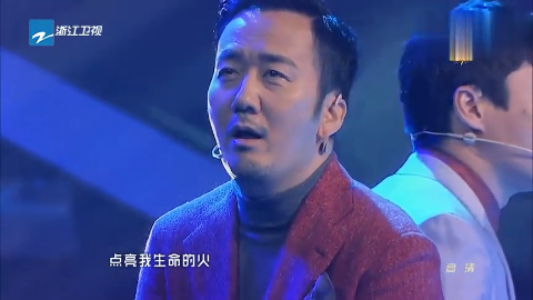 阿娇阿sa与筷子兄弟同台演出《小苹果》遇上《莫斯科没有眼泪》