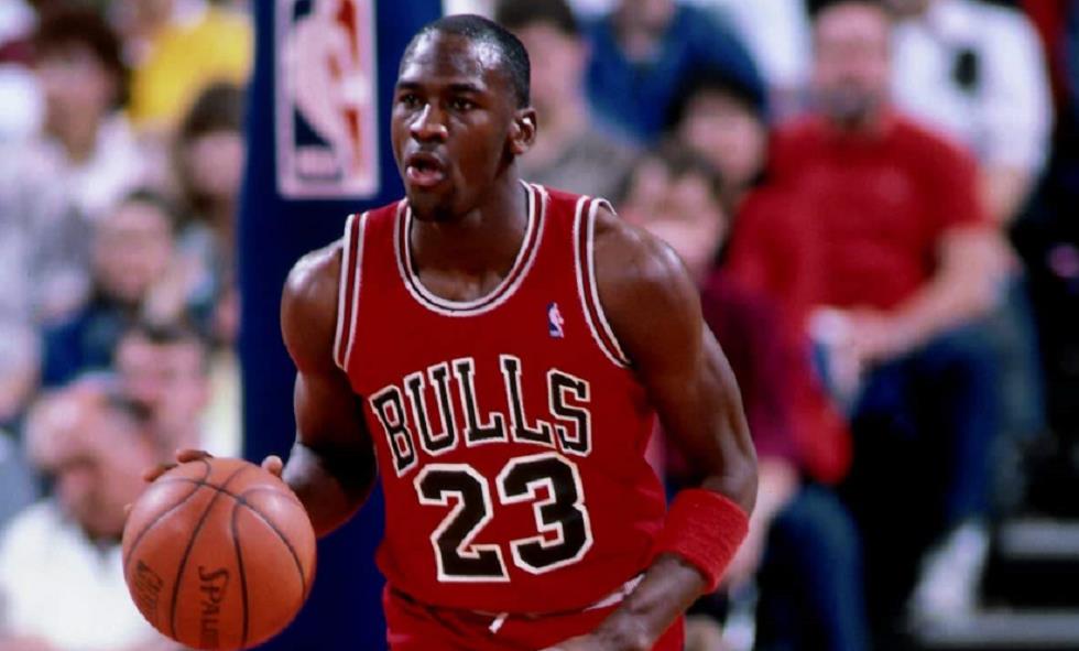 评论出最强体育明星,博尔特只能作为第二名,首位并无争议!