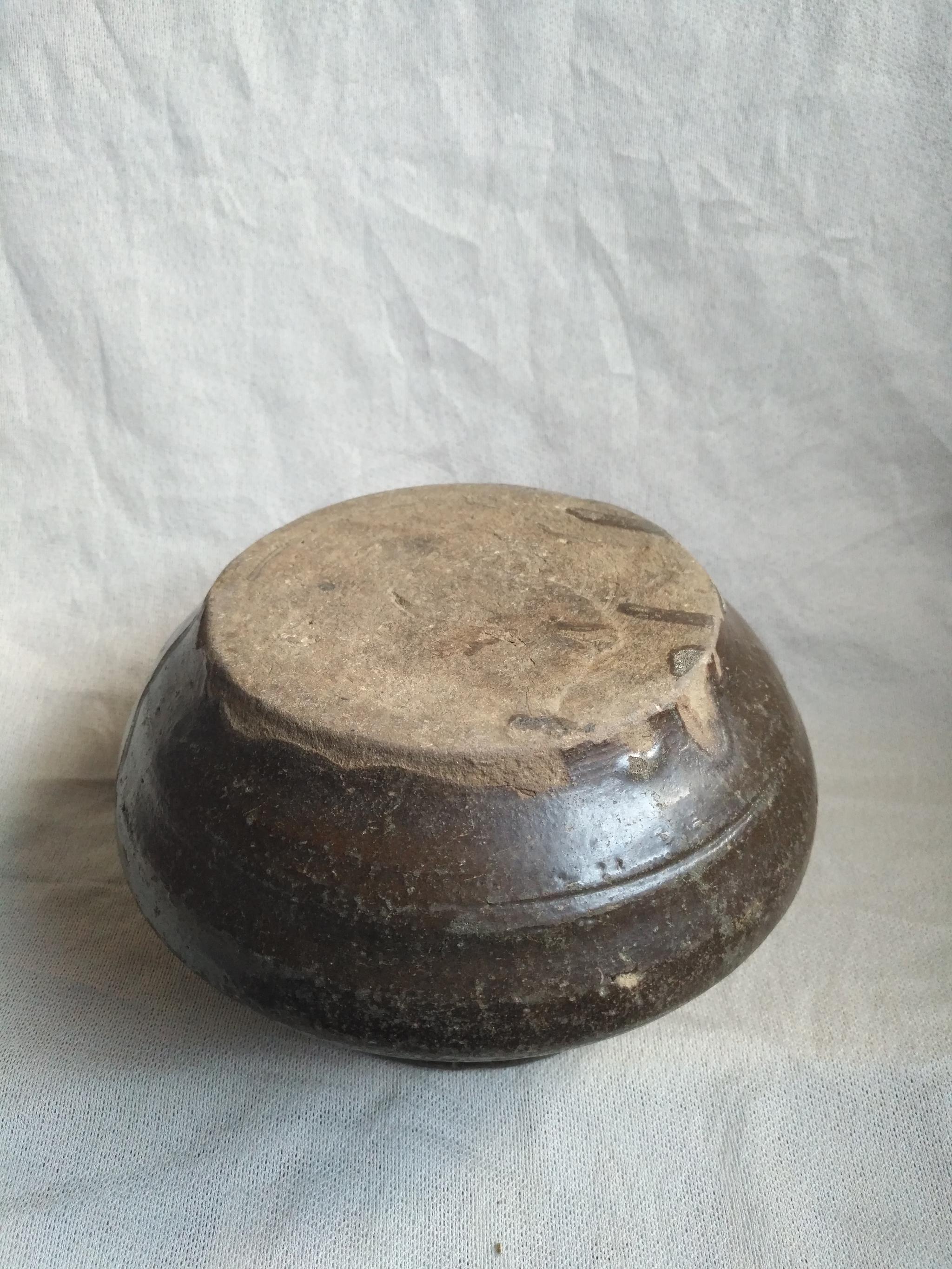 唐代酱釉青瓷罐